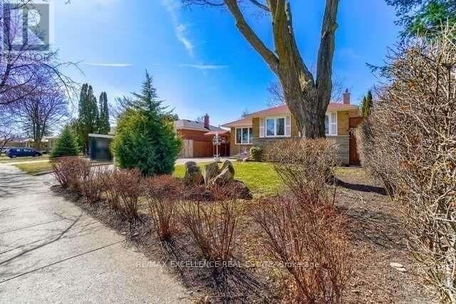 1312 DAIMLER ROAD Image 2