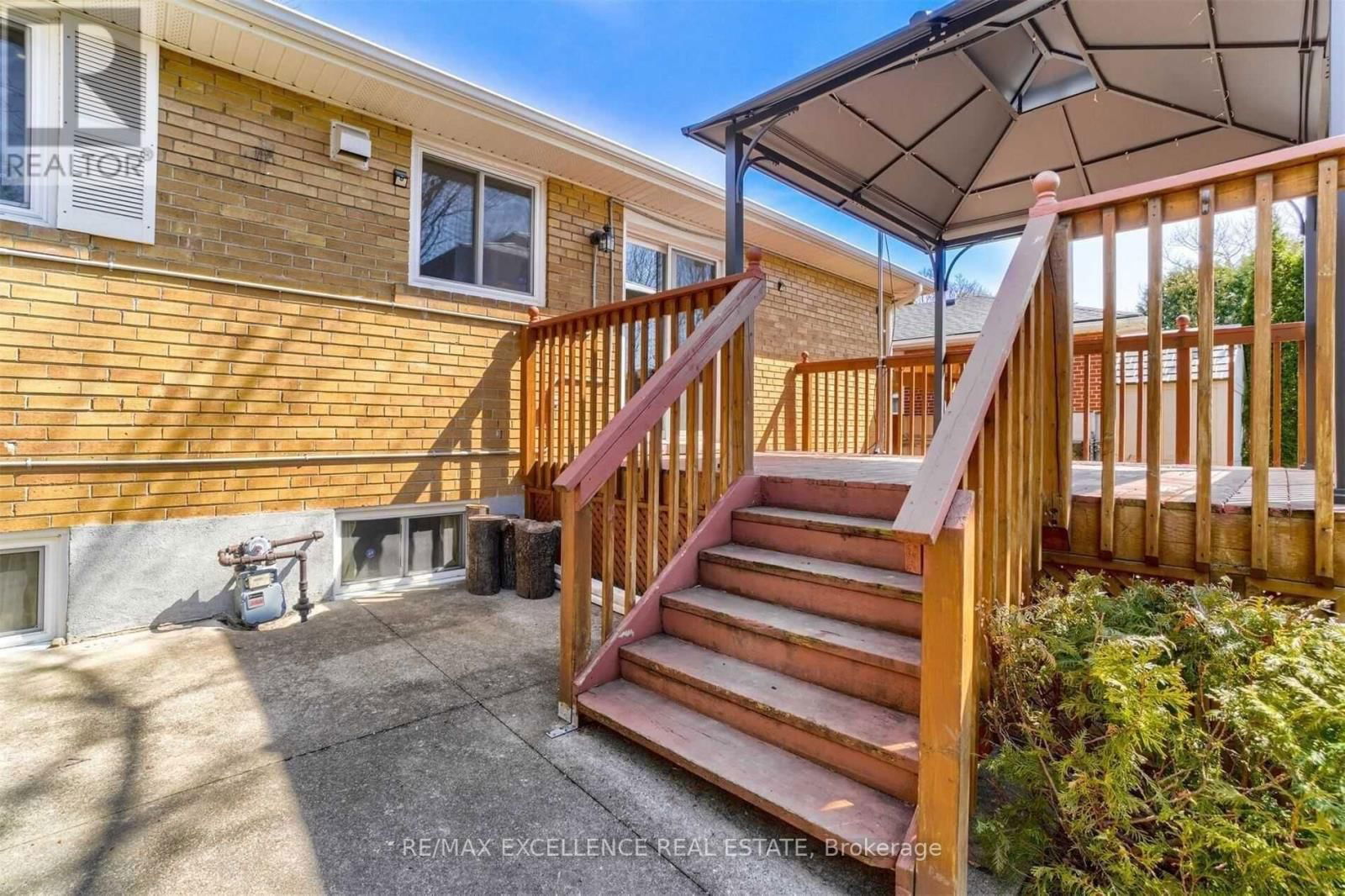 1312 DAIMLER ROAD Image 20