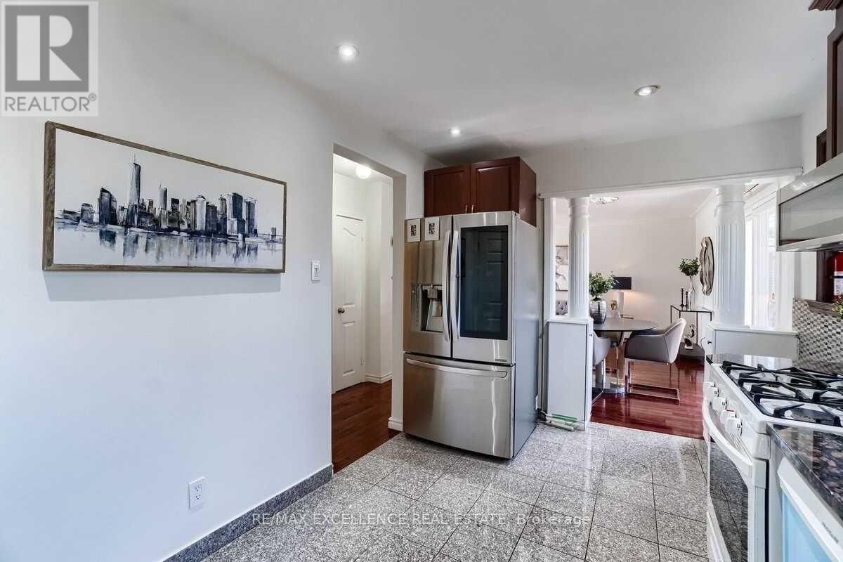1312 DAIMLER ROAD Image 4