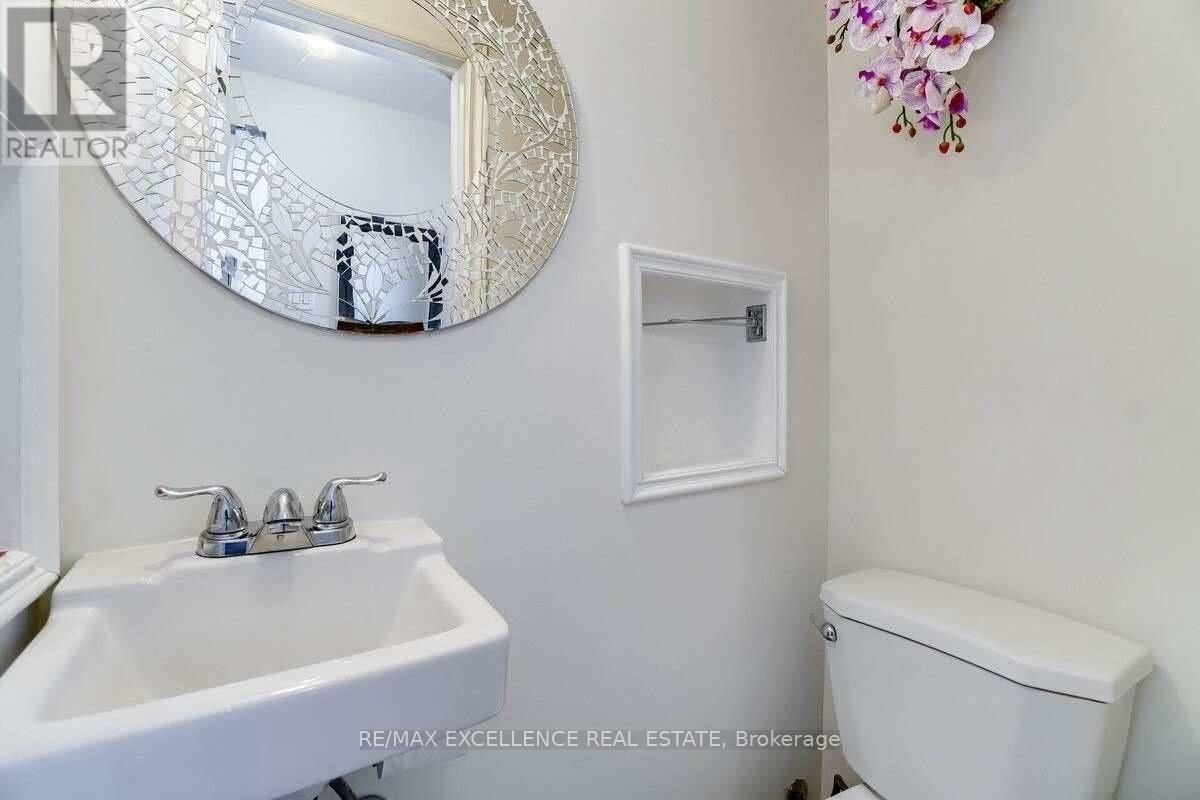 1312 DAIMLER ROAD Image 8