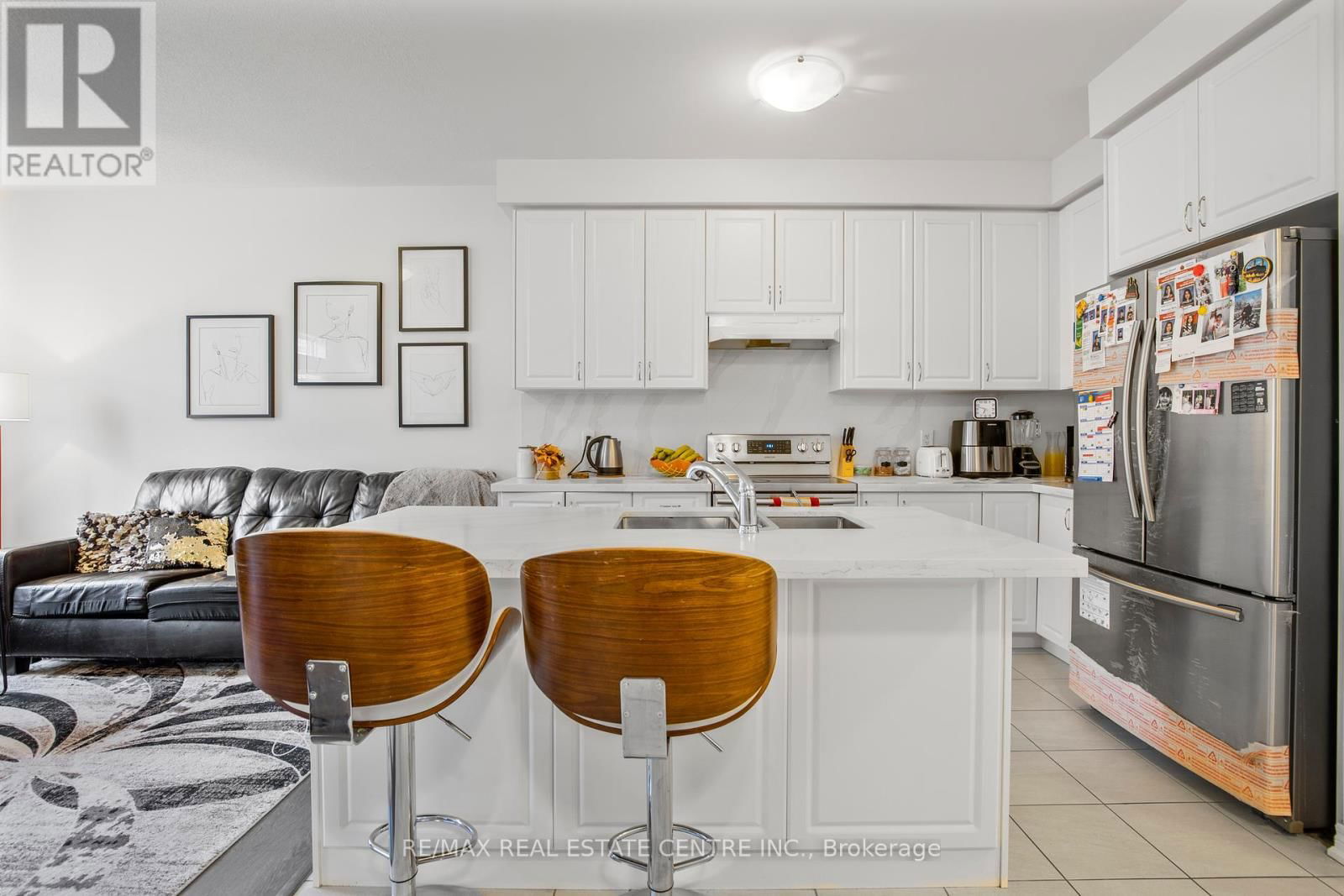1525 CARR LANDING Image 12