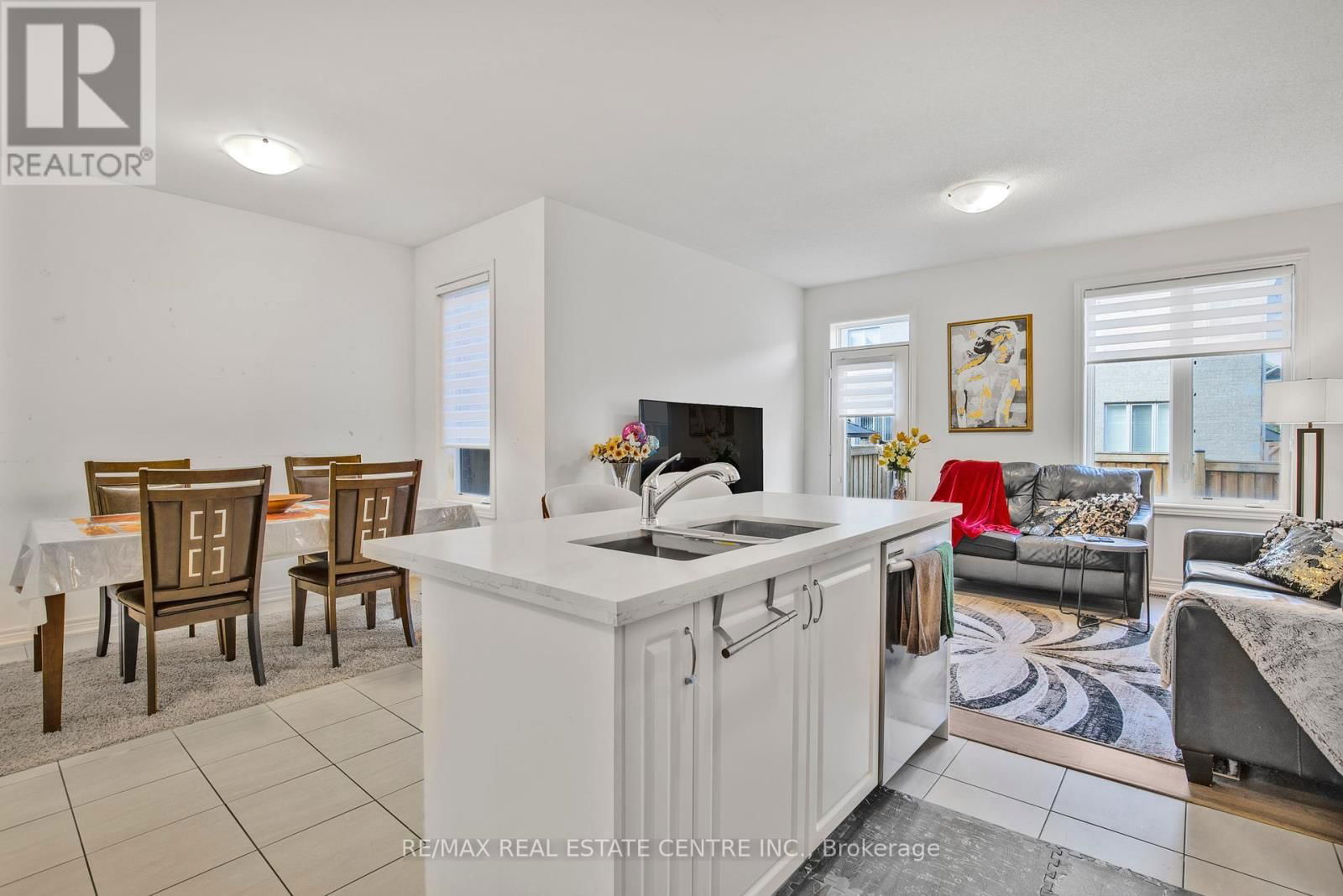 1525 CARR LANDING Image 14