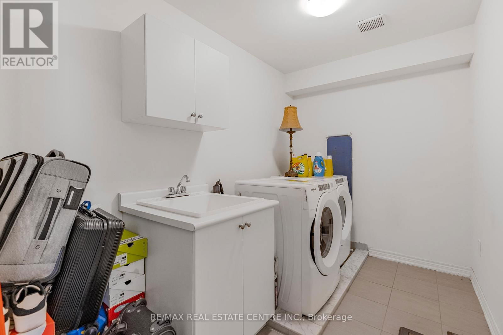 1525 CARR LANDING Image 22
