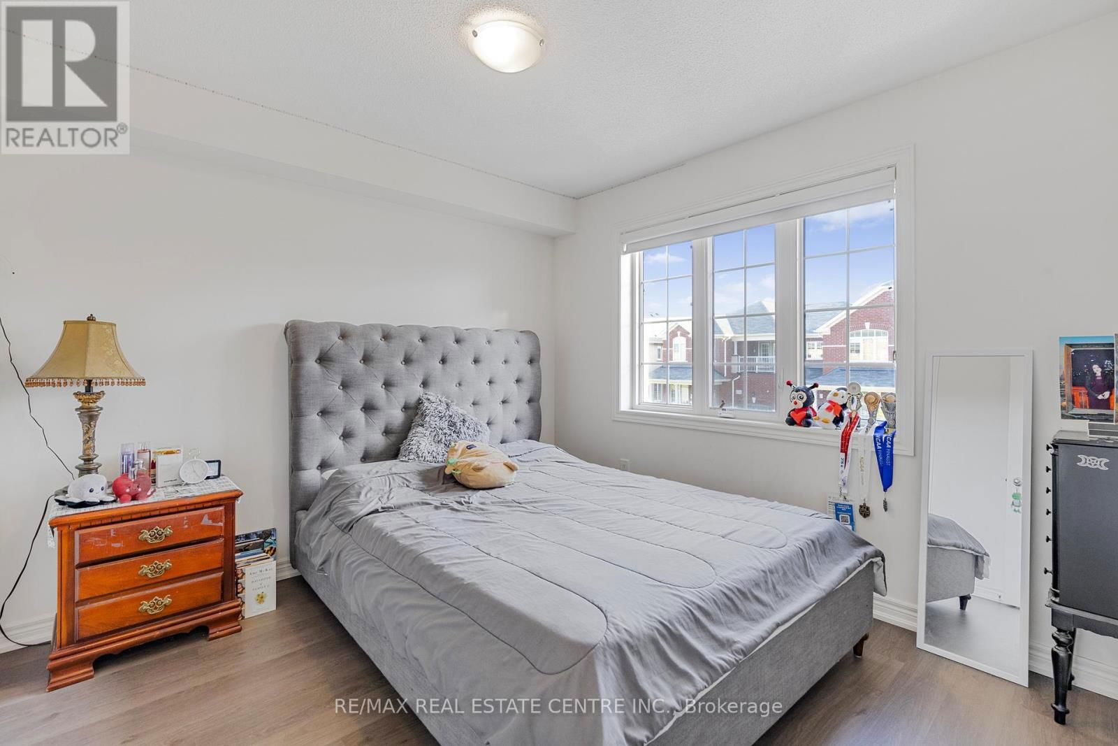 1525 CARR LANDING Image 23