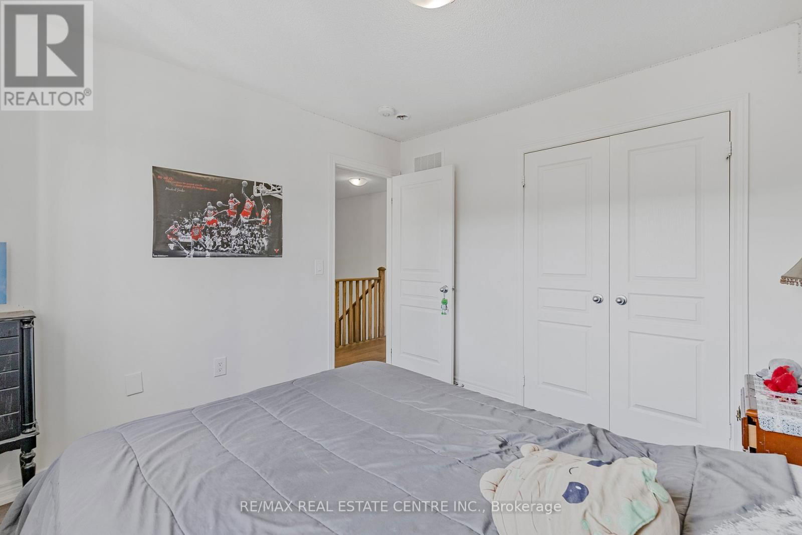 1525 CARR LANDING Image 24