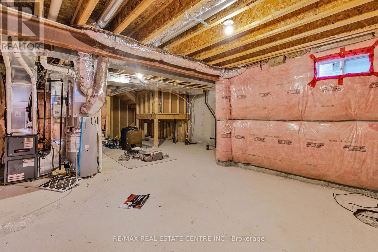 1525 CARR LANDING Image 31