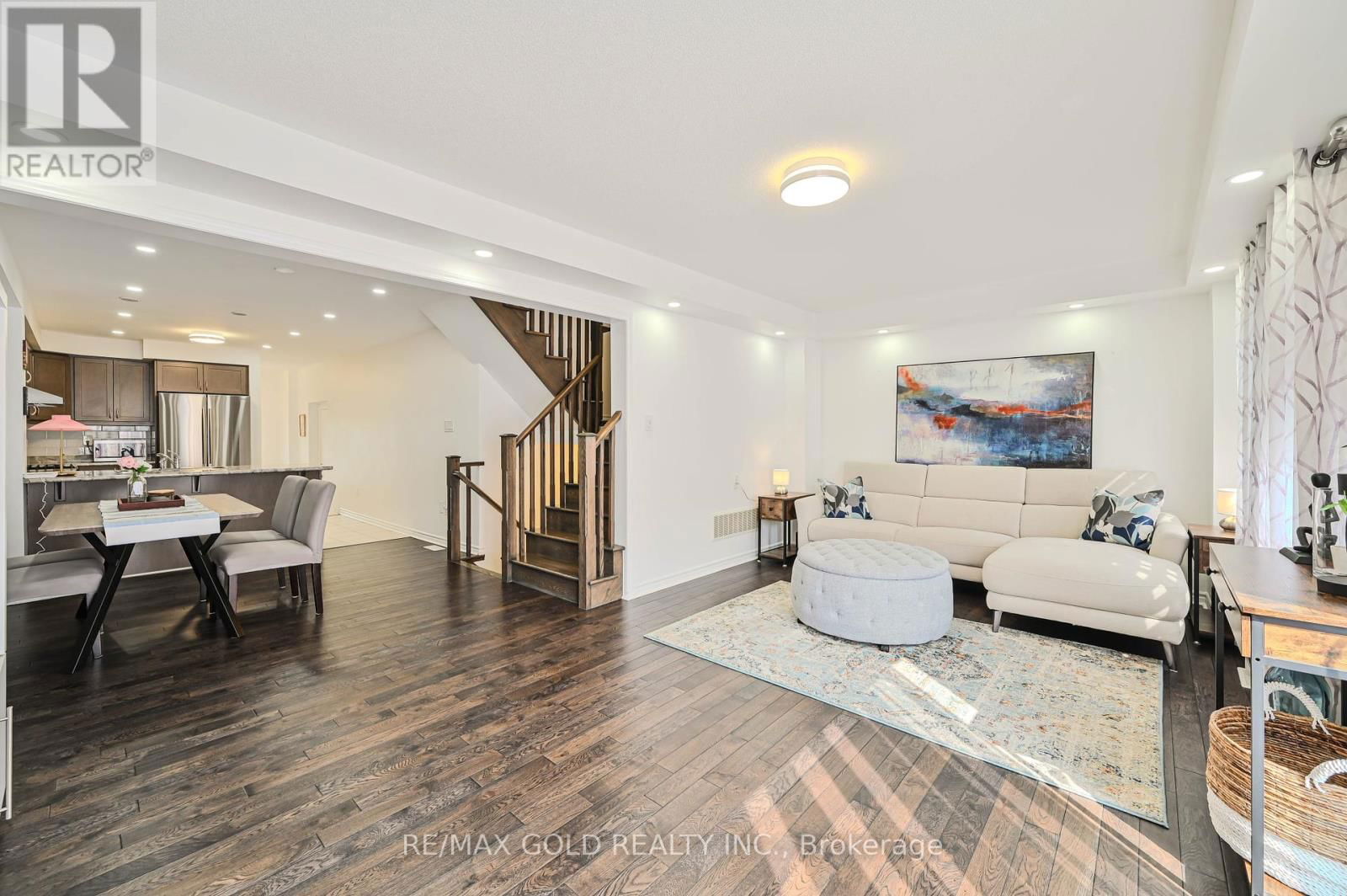 67 ROCKBROOK TRAIL Image 11