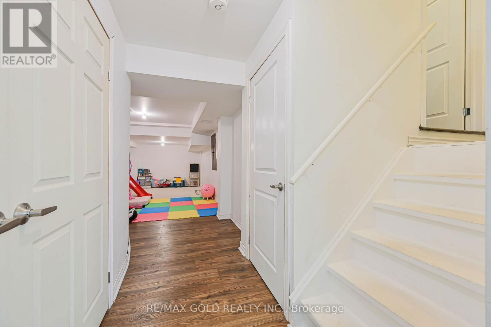 67 ROCKBROOK TRAIL Image 38