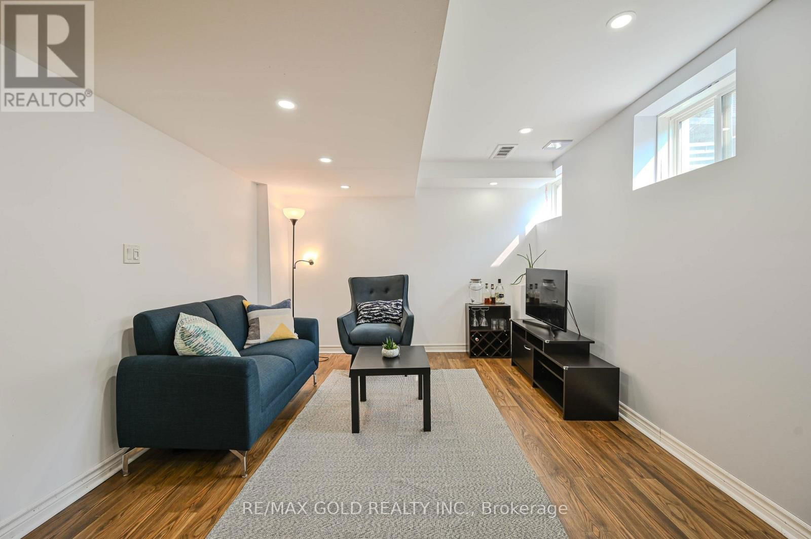 67 ROCKBROOK TRAIL Image 43