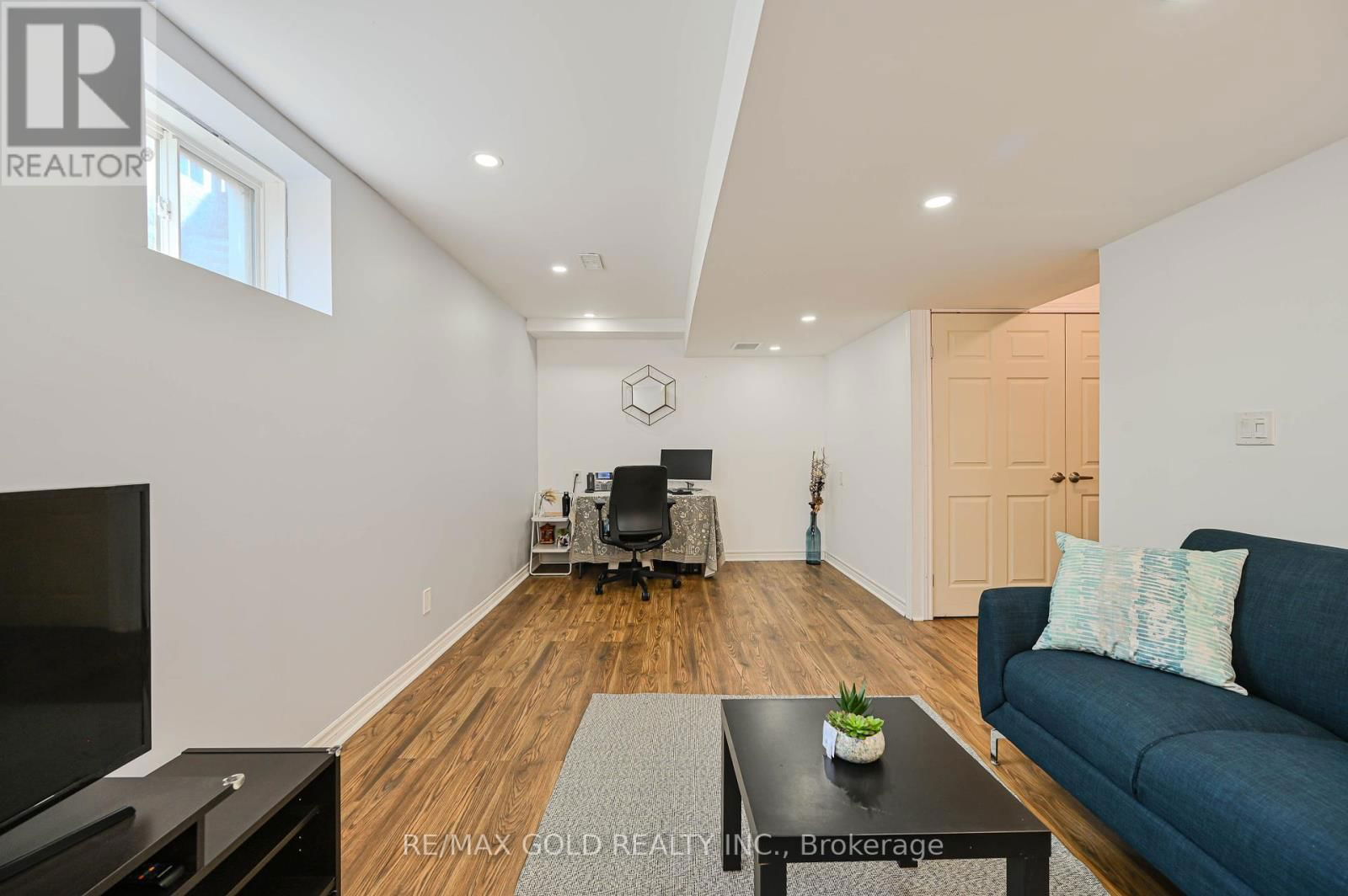 67 ROCKBROOK TRAIL Image 45