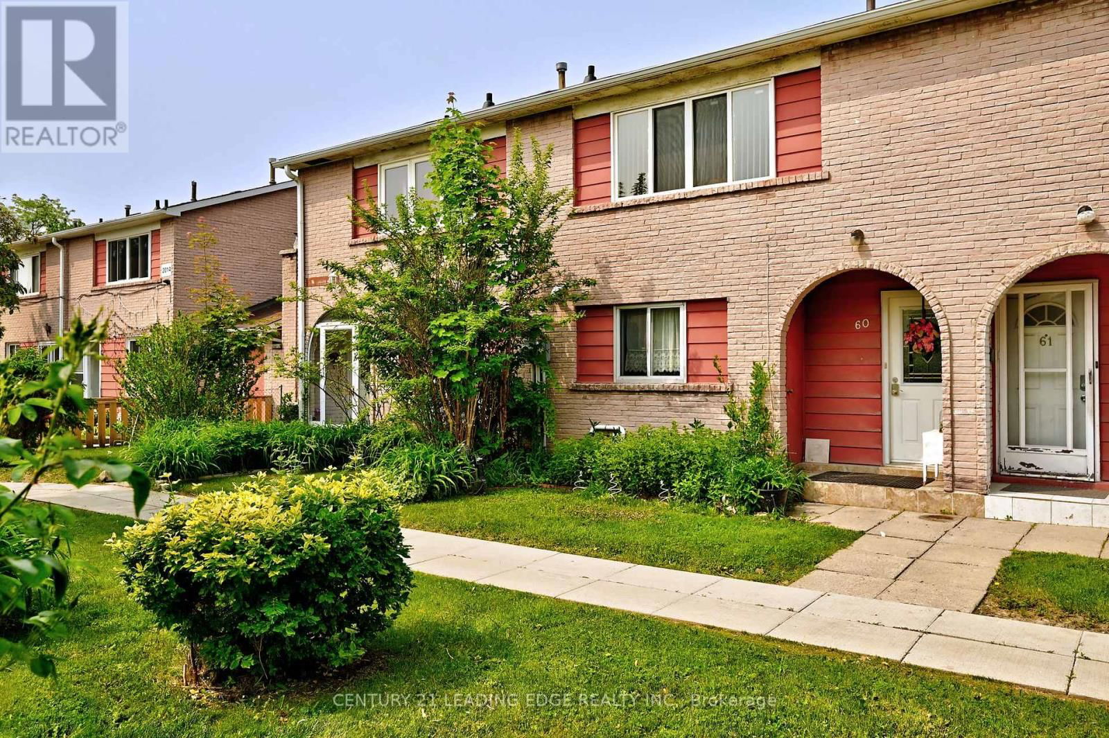 60 - 2016 MARTIN GROVE ROAD Image 38