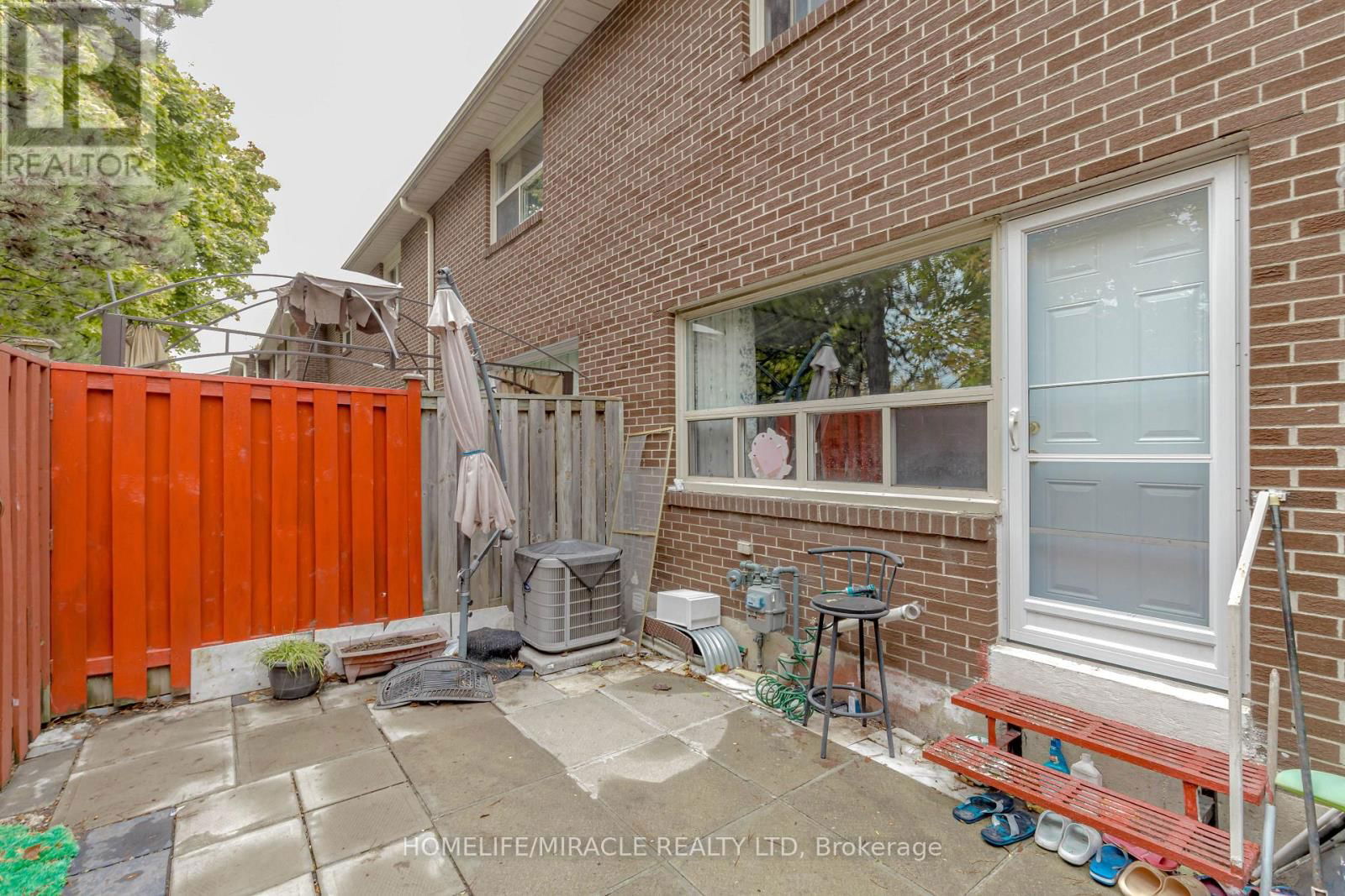 12 - 12 EDEN PARK SOUTH Image 46