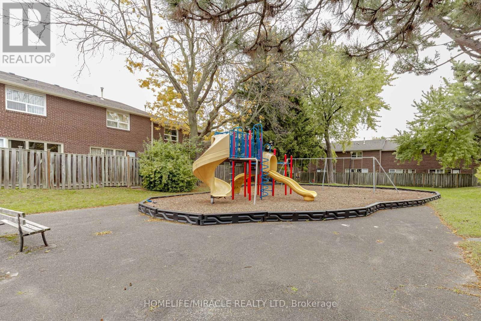 12 - 12 EDEN PARK SOUTH Image 50