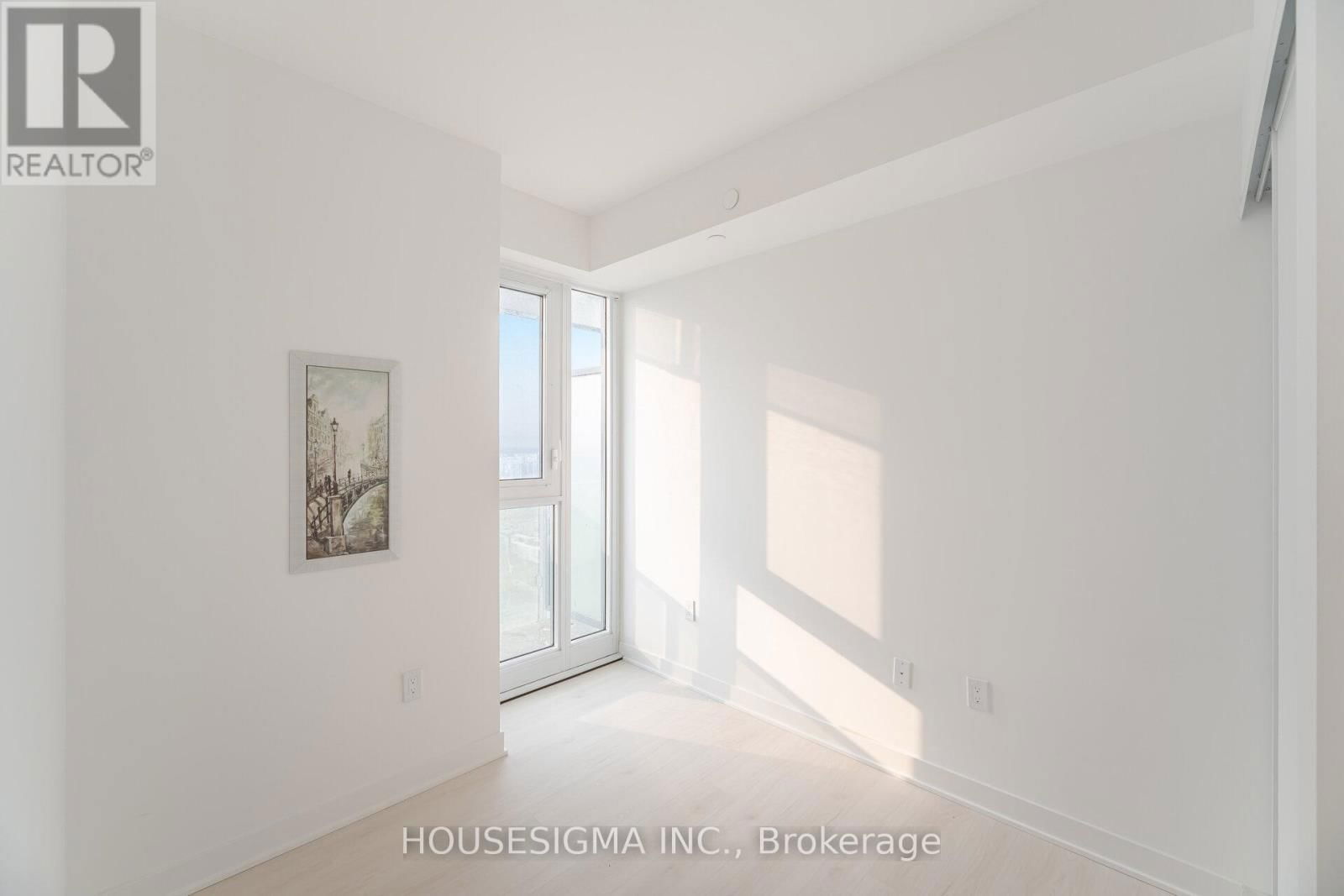 5709 - 3900 CONFEDERATION PARKWAY Image 22