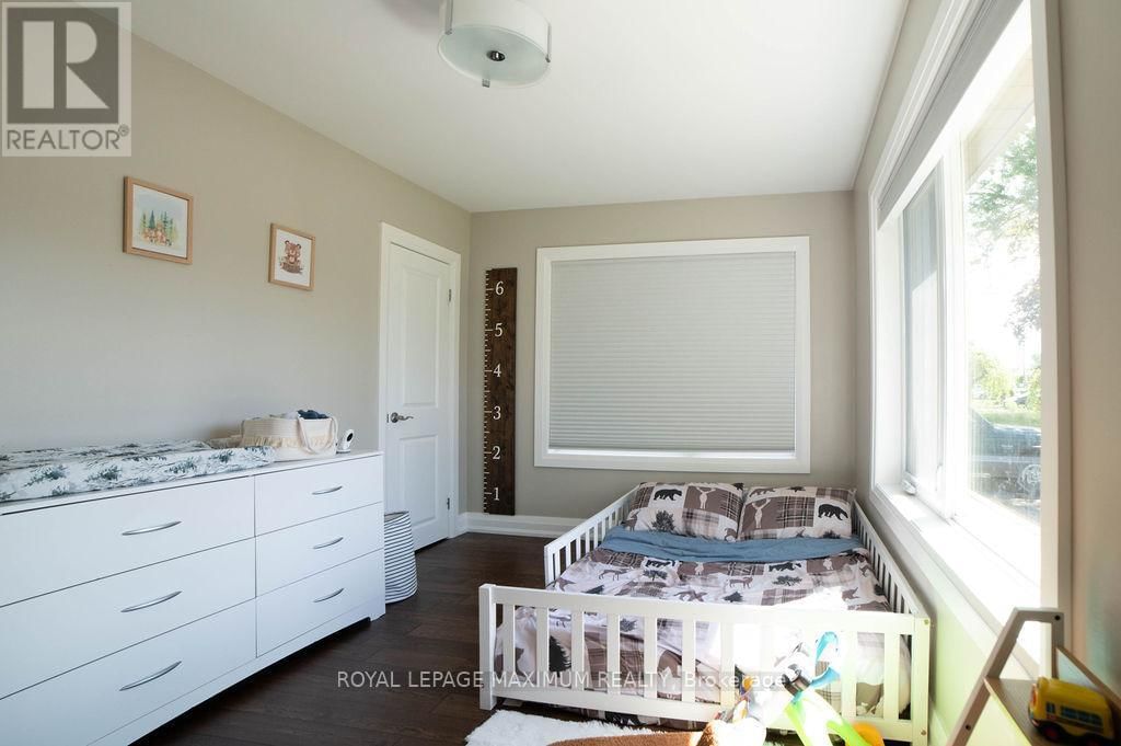 76 LANGHOLM DRIVE Image 24