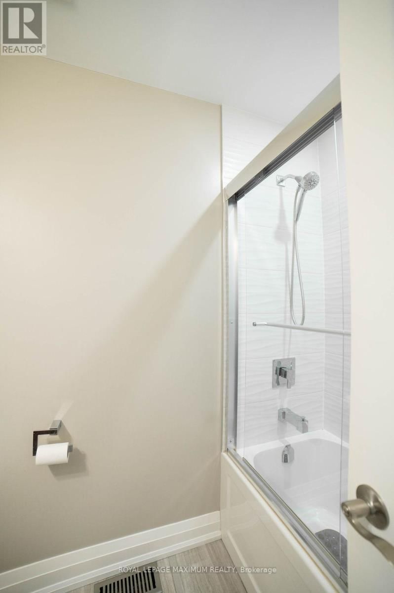 76 LANGHOLM DRIVE Image 26
