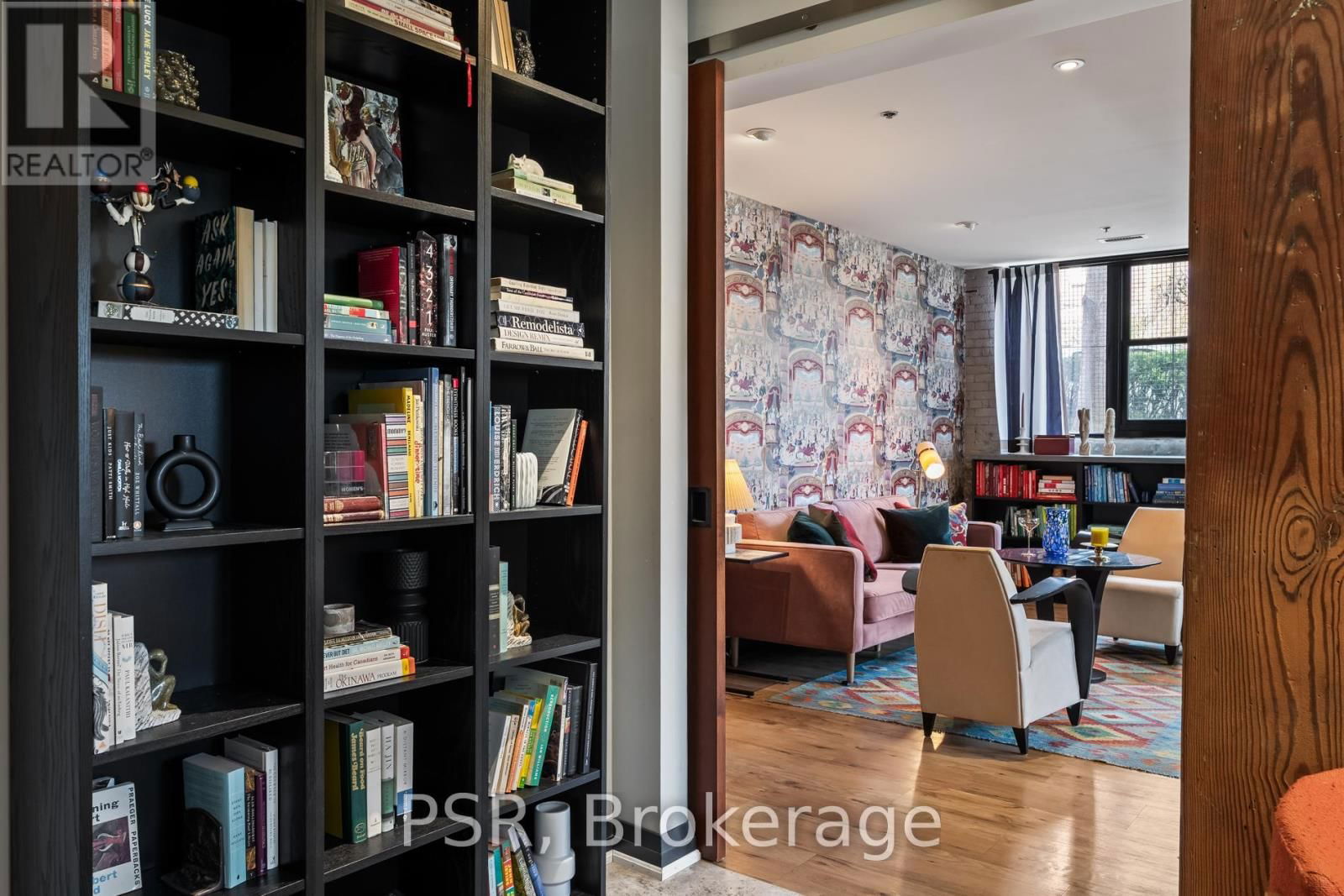 L1 - 1 COLUMBUS AVENUE Image 5