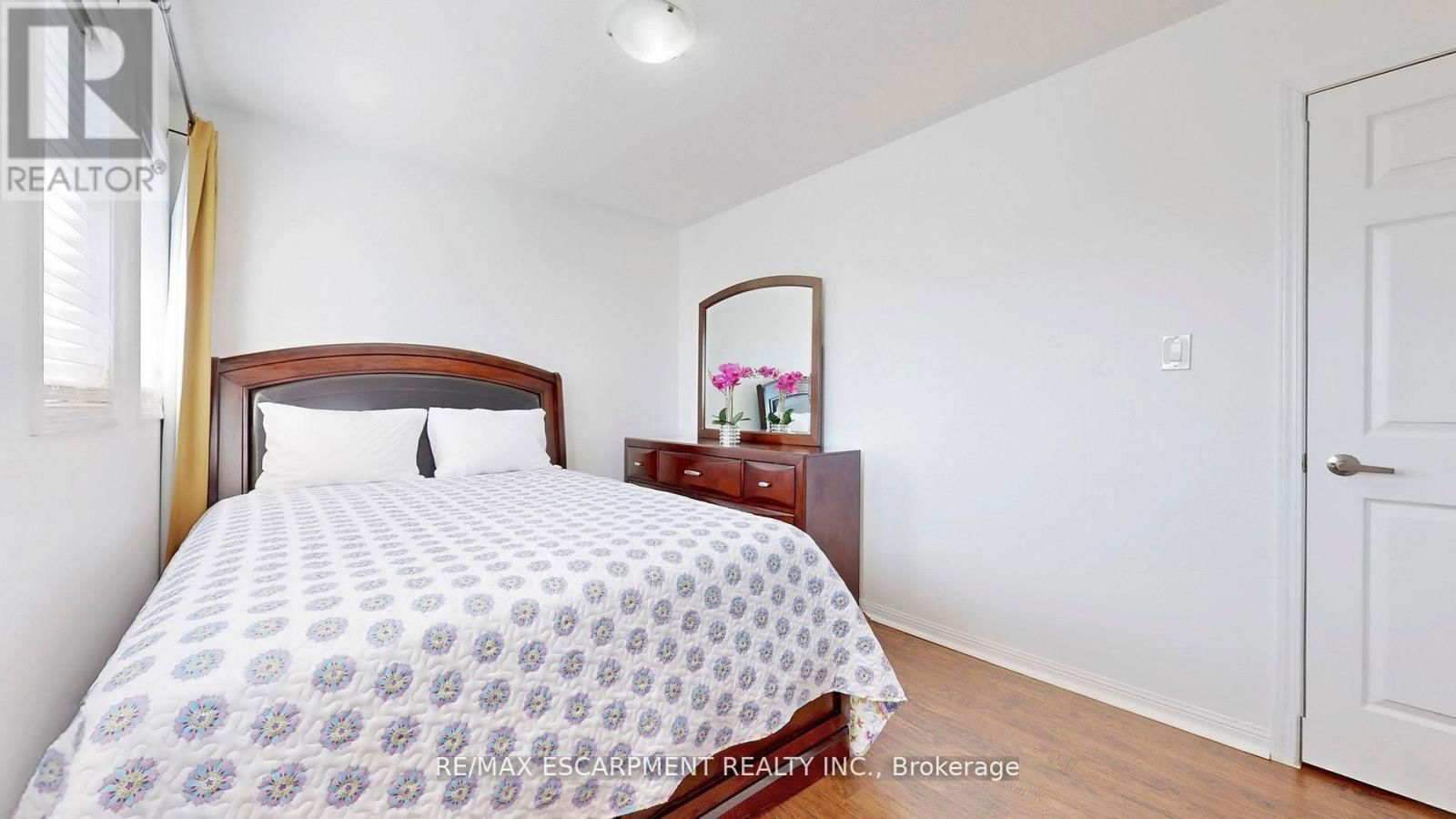 37 ARKWRIGHT DRIVE Image 24
