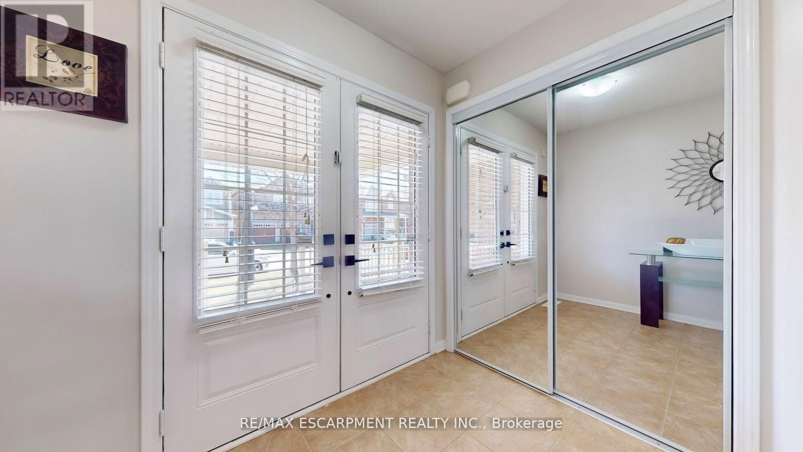 37 ARKWRIGHT DRIVE Image 3