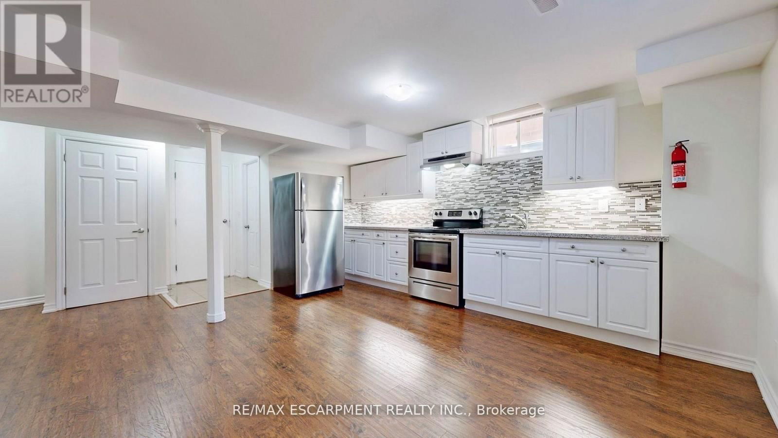 37 ARKWRIGHT DRIVE Image 30