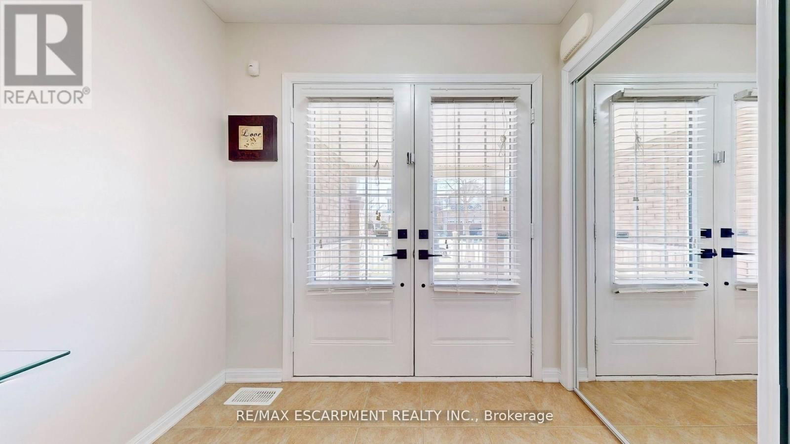 37 ARKWRIGHT DRIVE Image 4