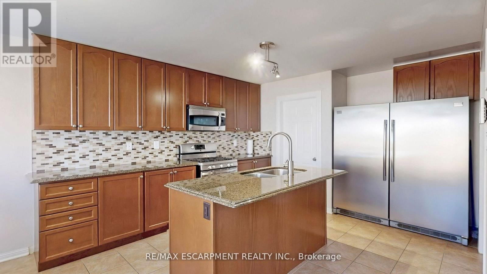 37 ARKWRIGHT DRIVE Image 8
