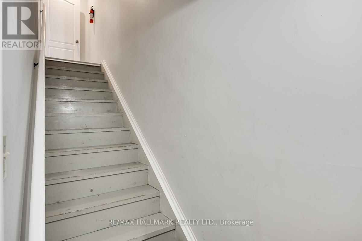 12 SNIDER AVENUE Image 27