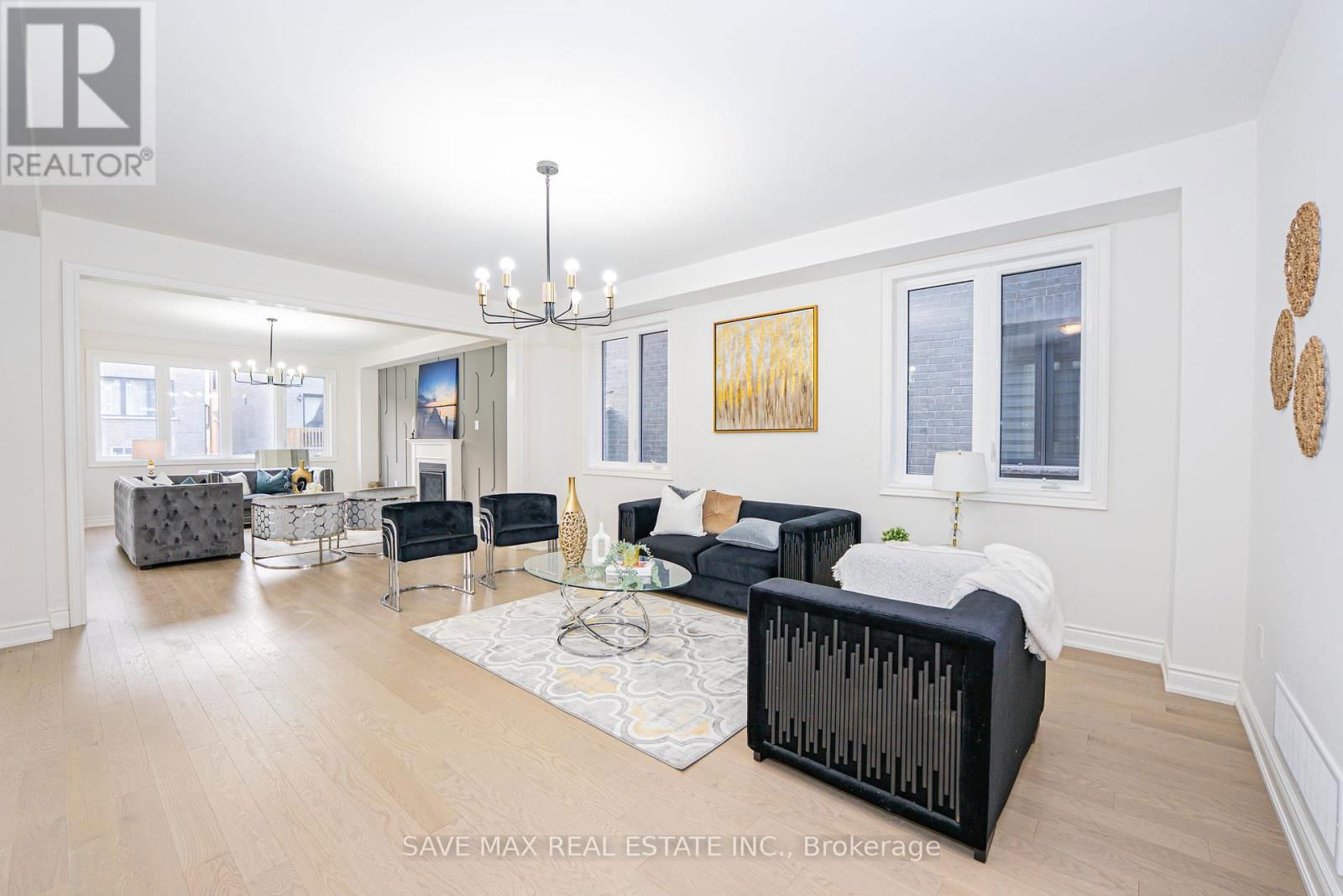 113 WALKER ROAD Image 12
