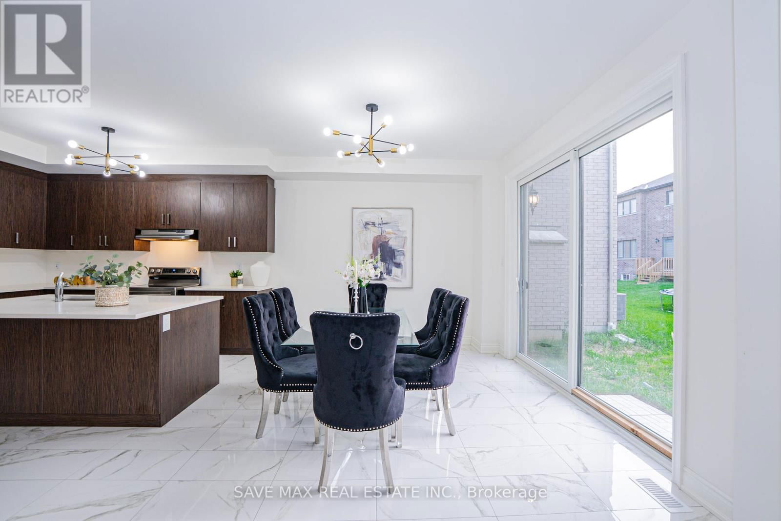 113 WALKER ROAD Image 15