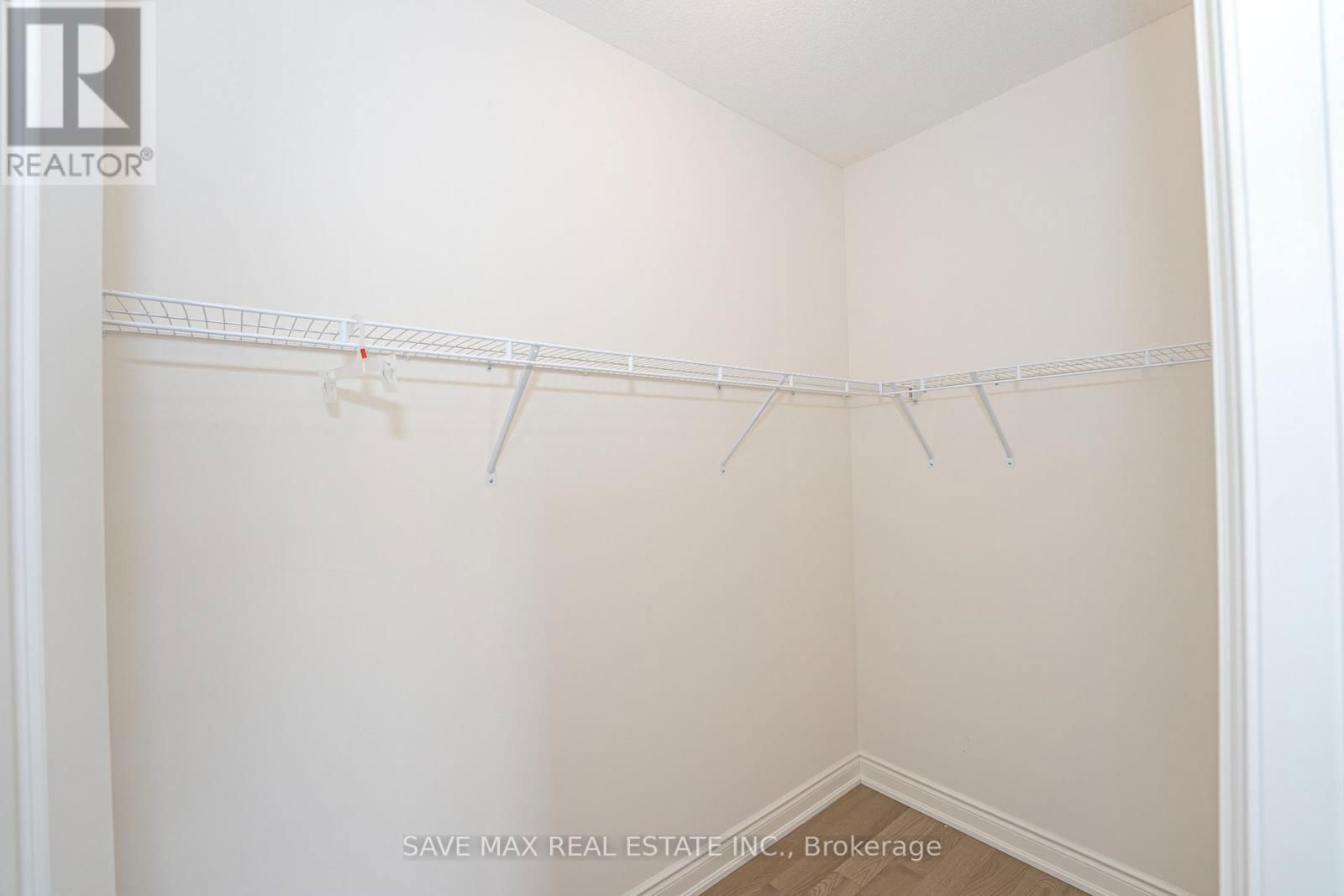113 WALKER ROAD Image 38