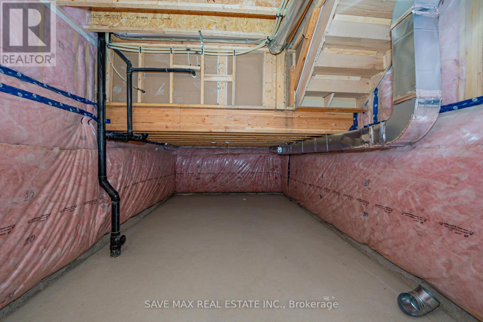 113 WALKER ROAD Image 46