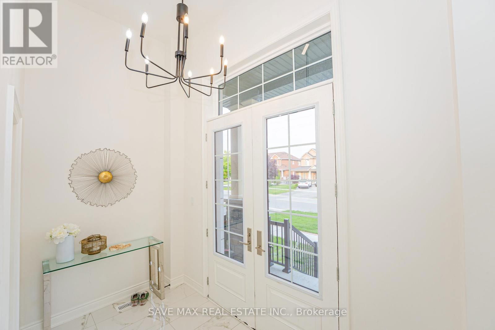 113 WALKER ROAD Image 6