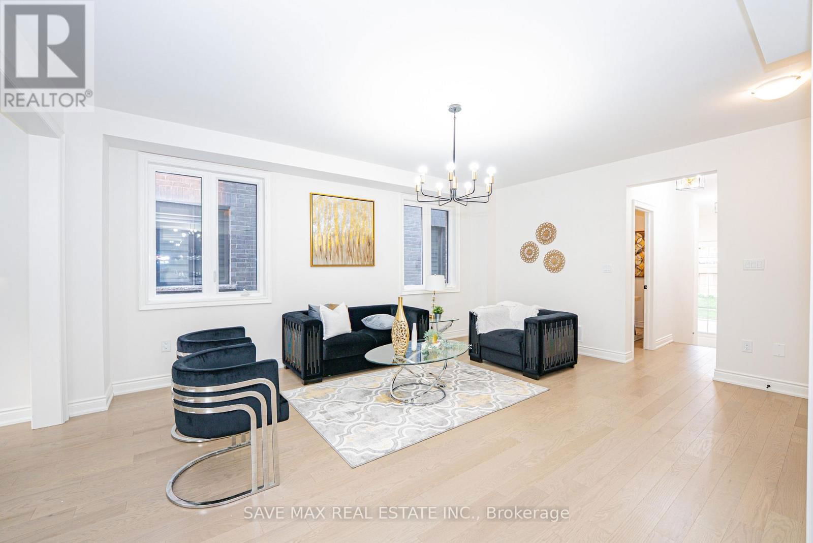 113 WALKER ROAD Image 7