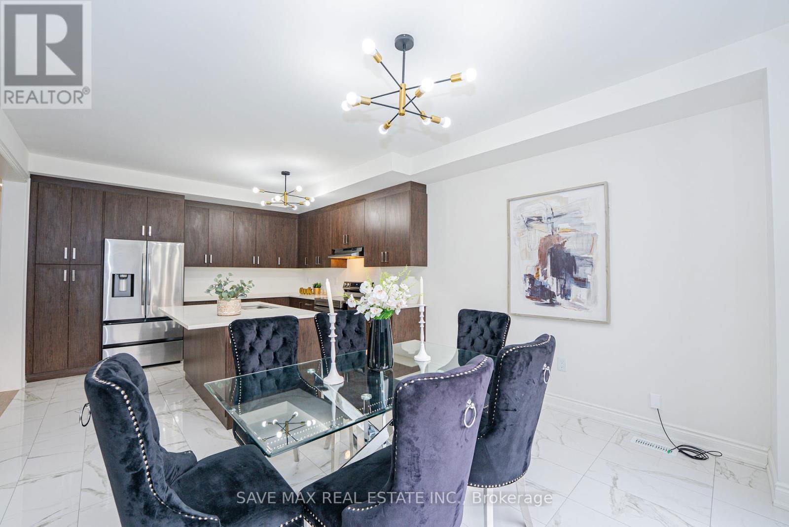 113 WALKER ROAD Image 8