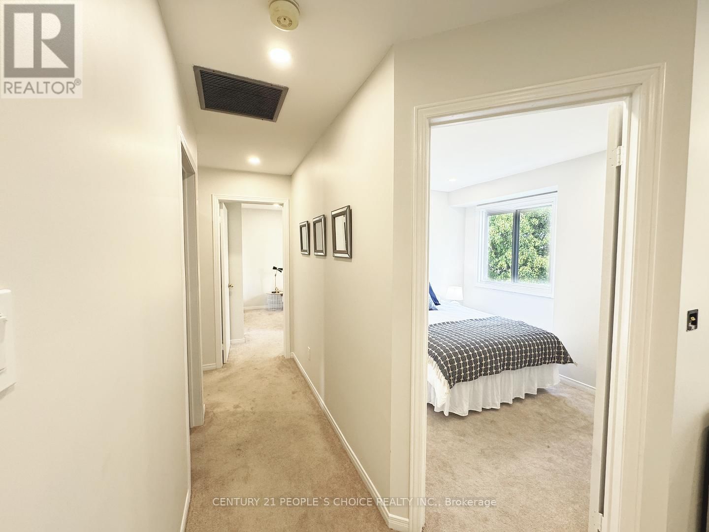 30 - 2530 NORTHAMPTON BOULEVARD Image 14