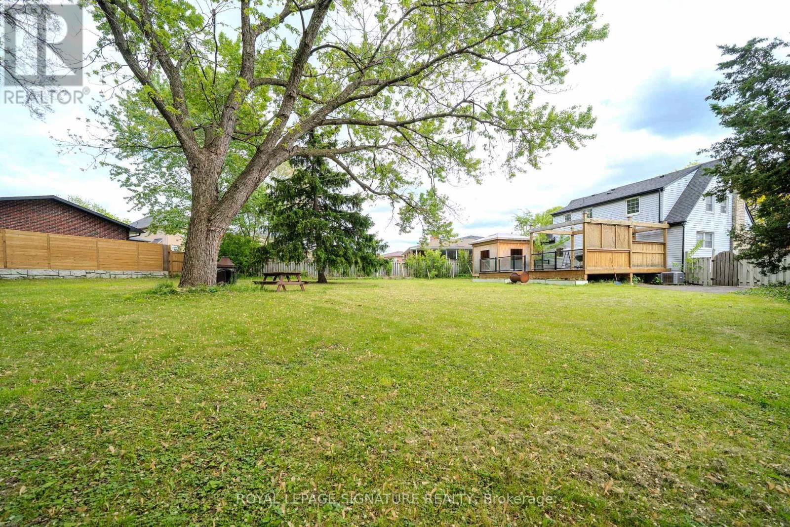 41 MAYO DRIVE Image 37