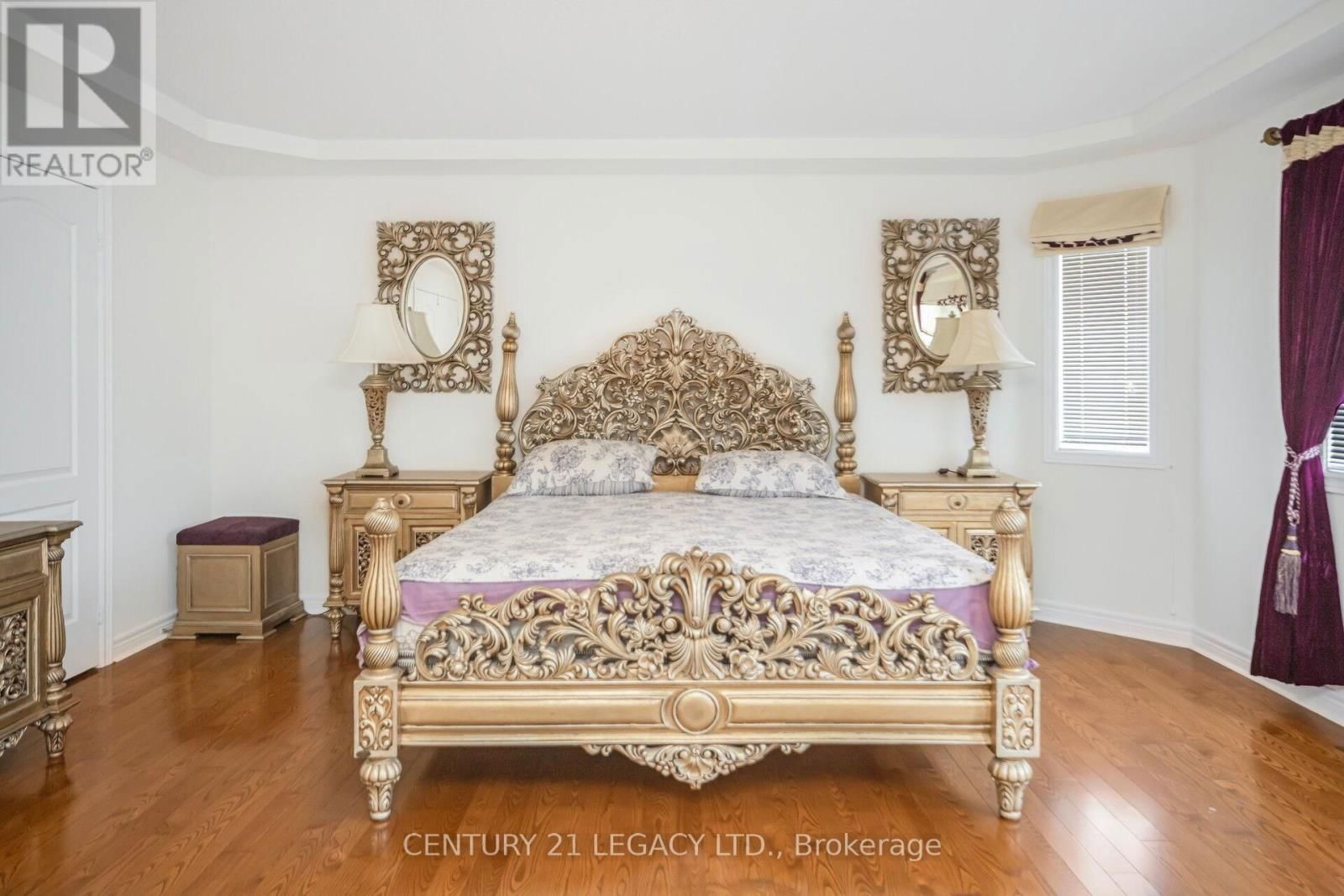 3136 COUNTESS CRESCENT Image 24