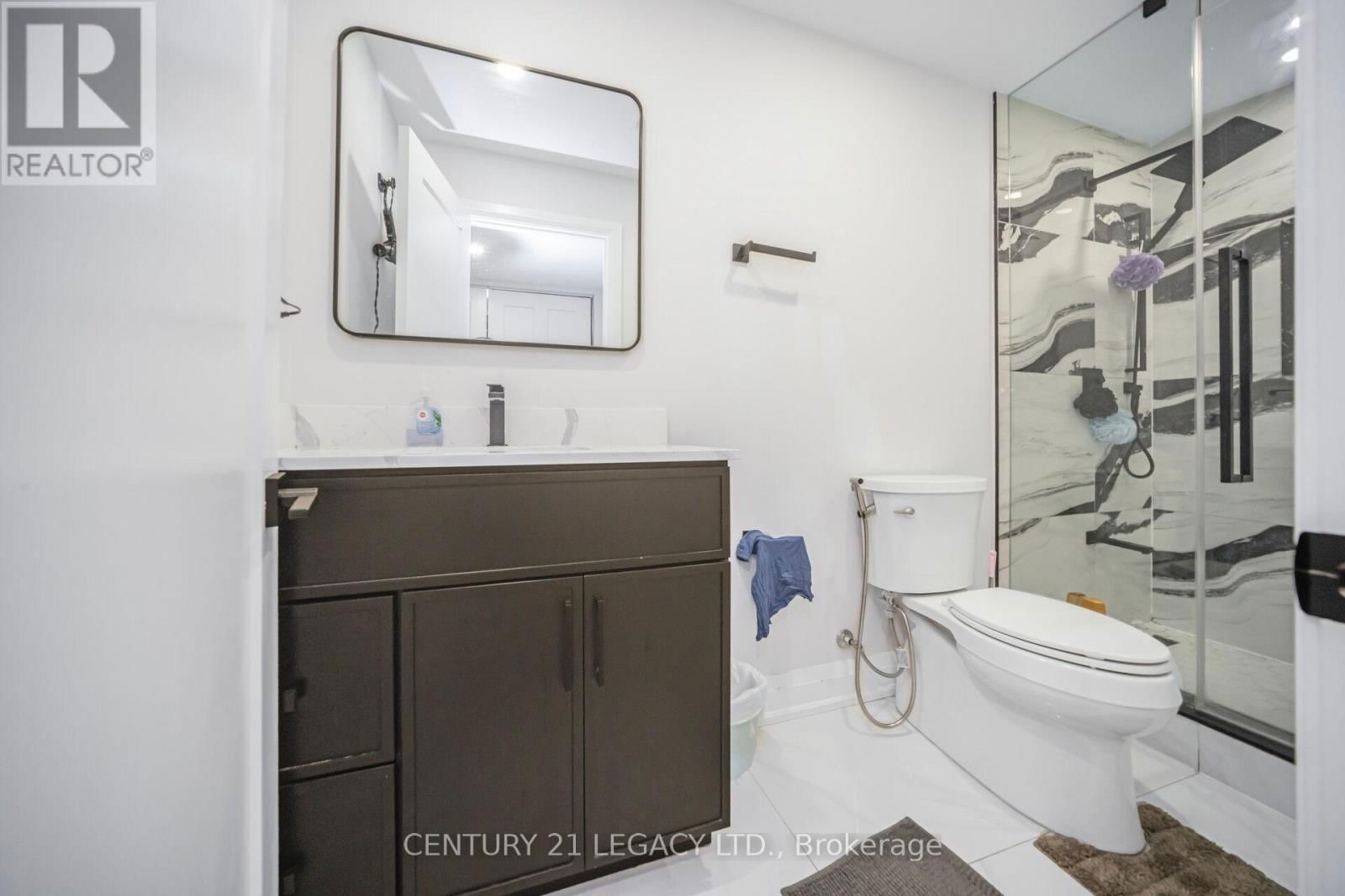 3136 COUNTESS CRESCENT Image 42