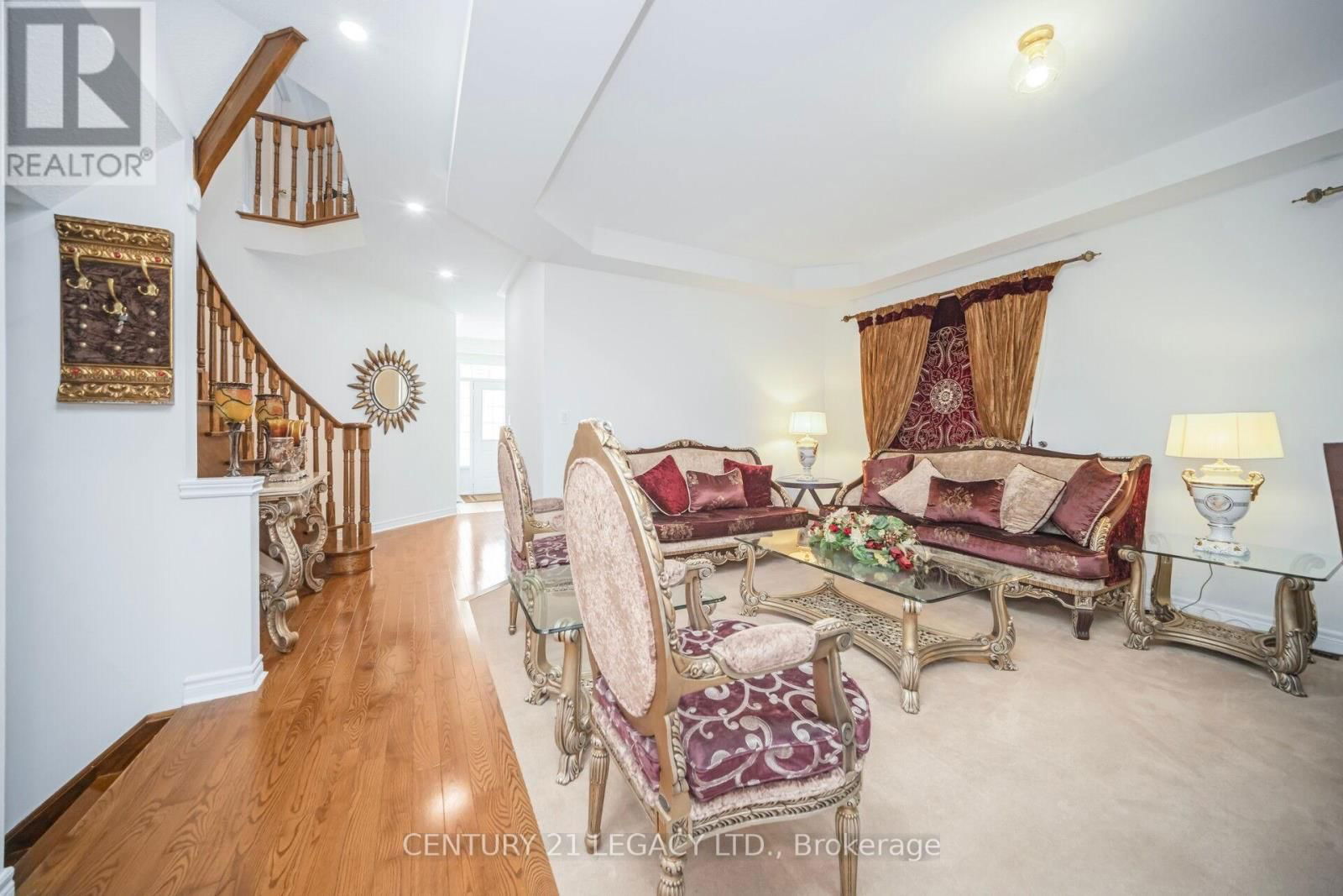 3136 COUNTESS CRESCENT Image 9