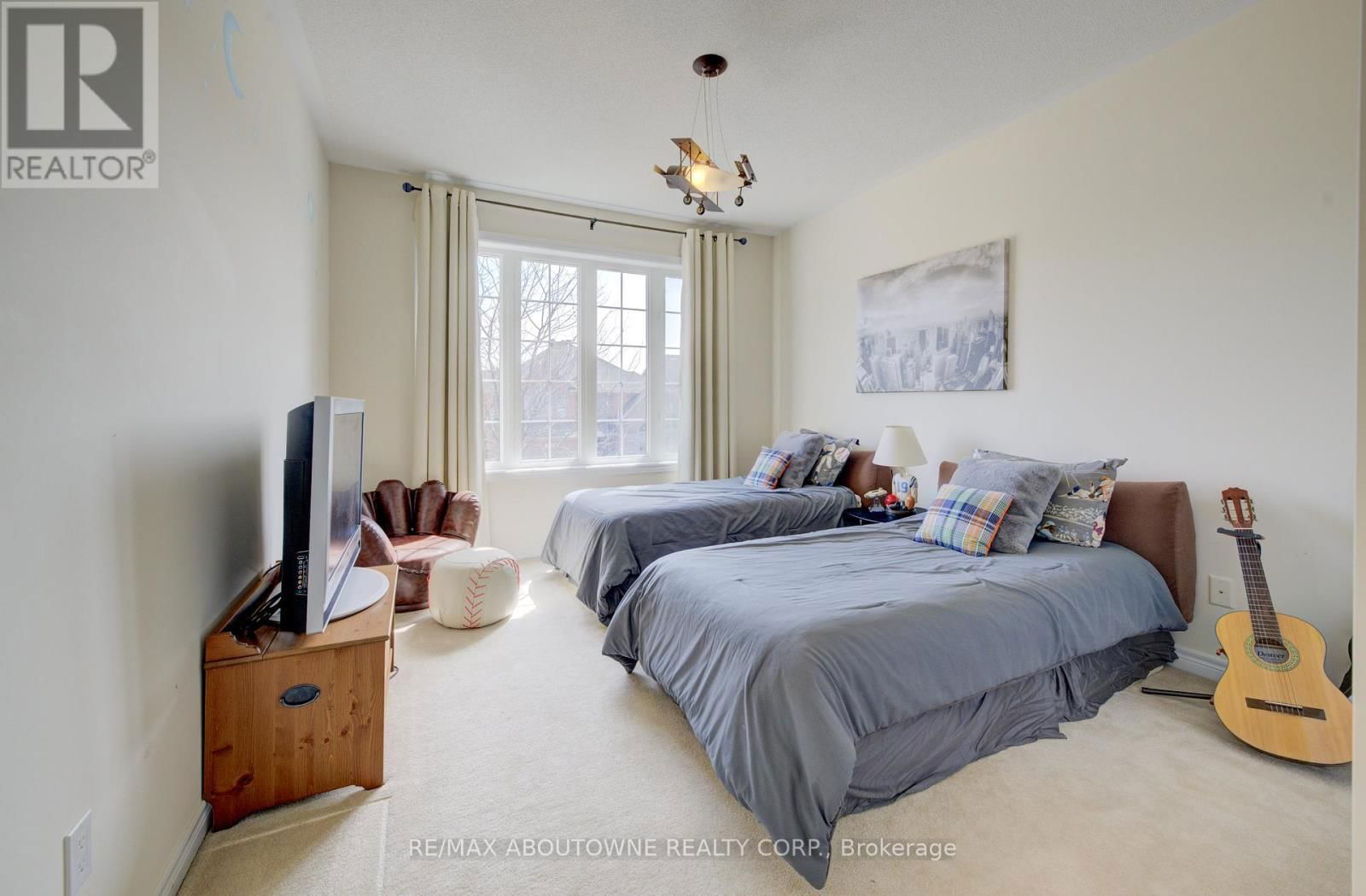 1521 CRAIGLEITH ROAD Image 28