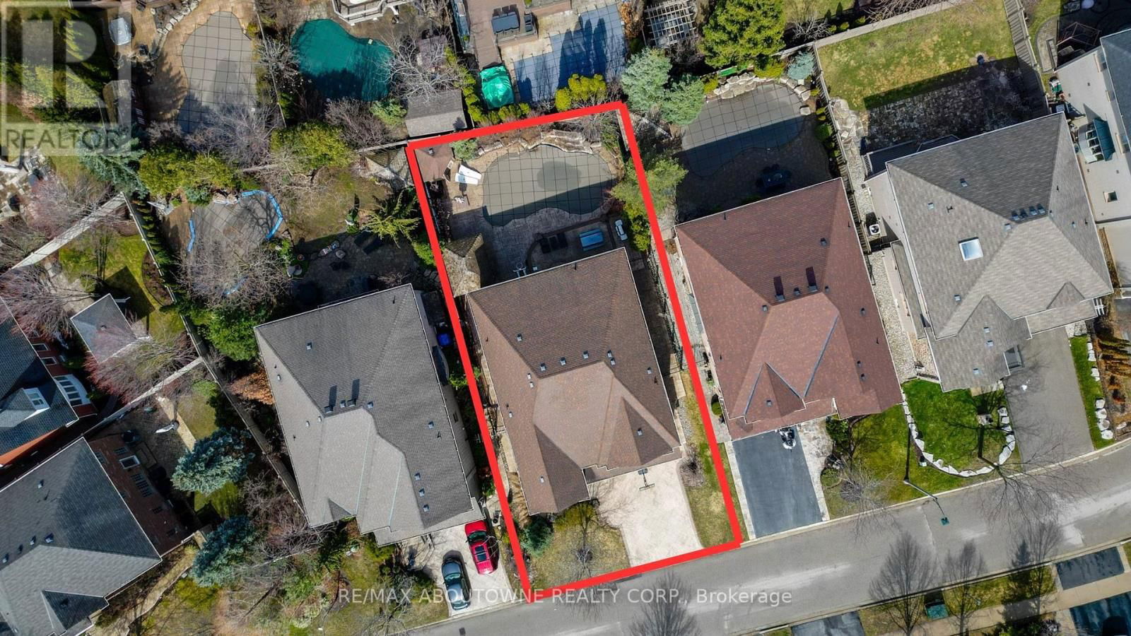 1521 CRAIGLEITH ROAD Image 44