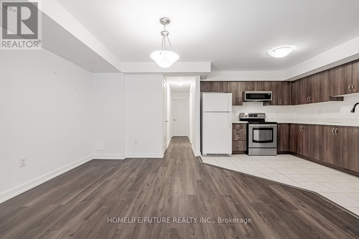202 - 2355 SHEPPARD AVENUE WEST Image 11