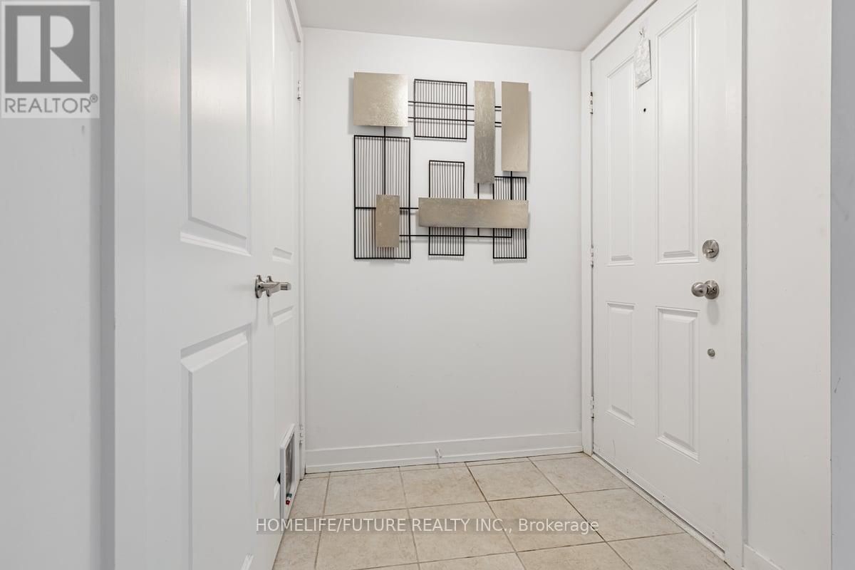 202 - 2355 SHEPPARD AVENUE WEST Image 3