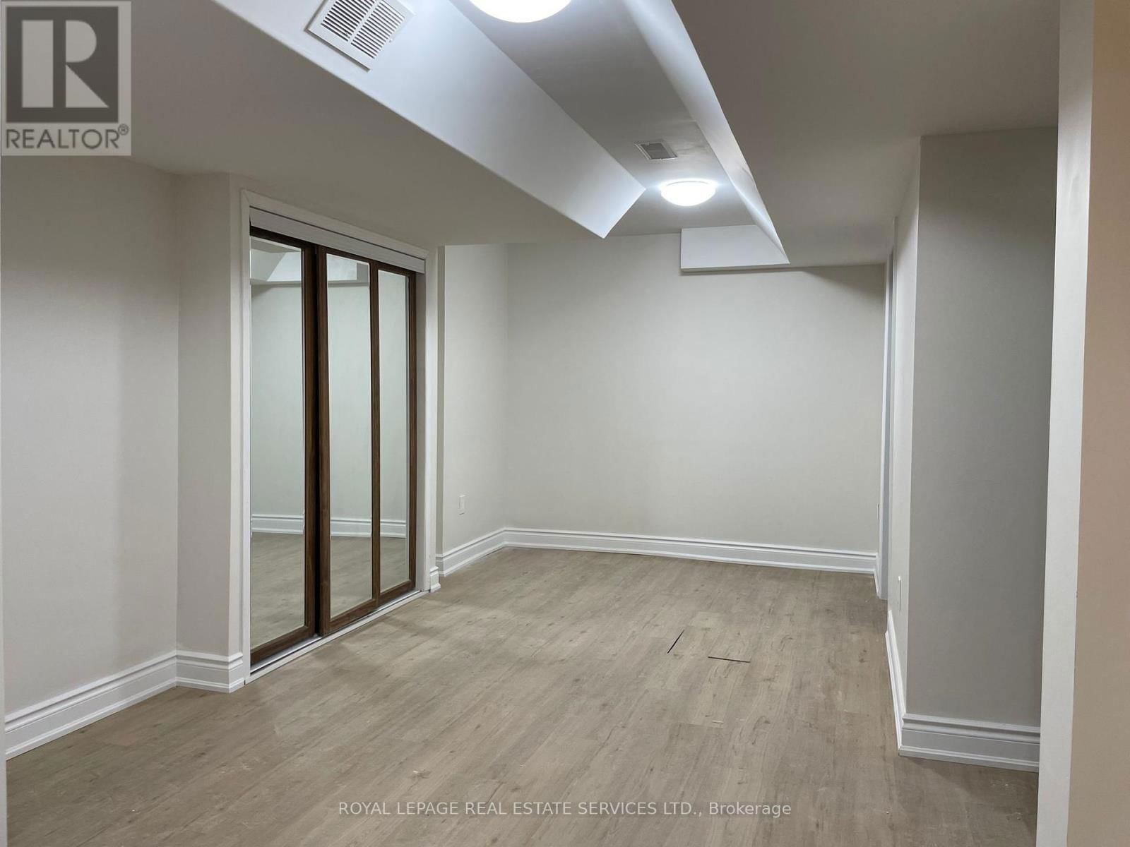 Bsmt - 20 DELLS CRESCENT Image 6