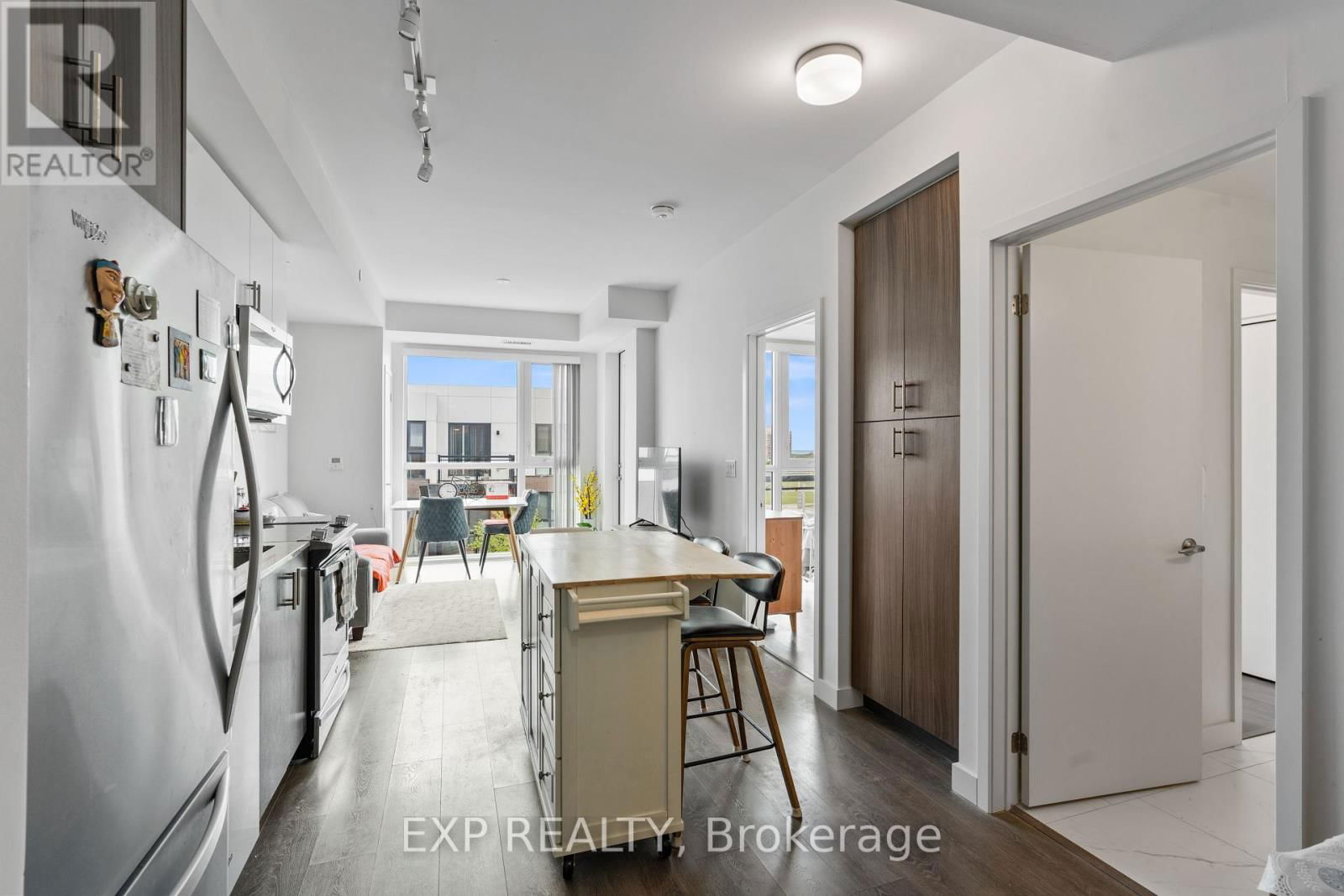 413 - 150 SABINA DRIVE Image 12