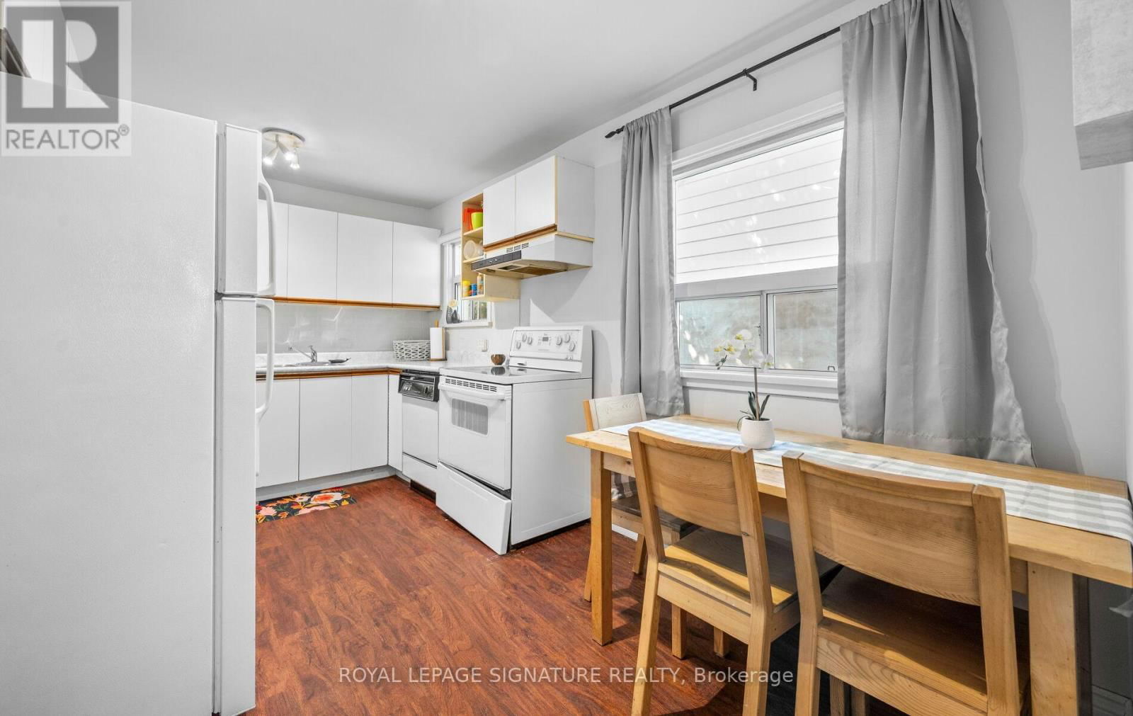 129 ALLENBY AVENUE Image 11