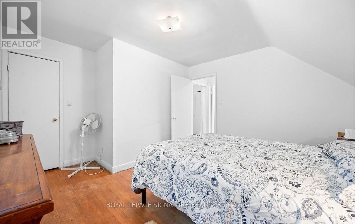 129 ALLENBY AVENUE Image 18