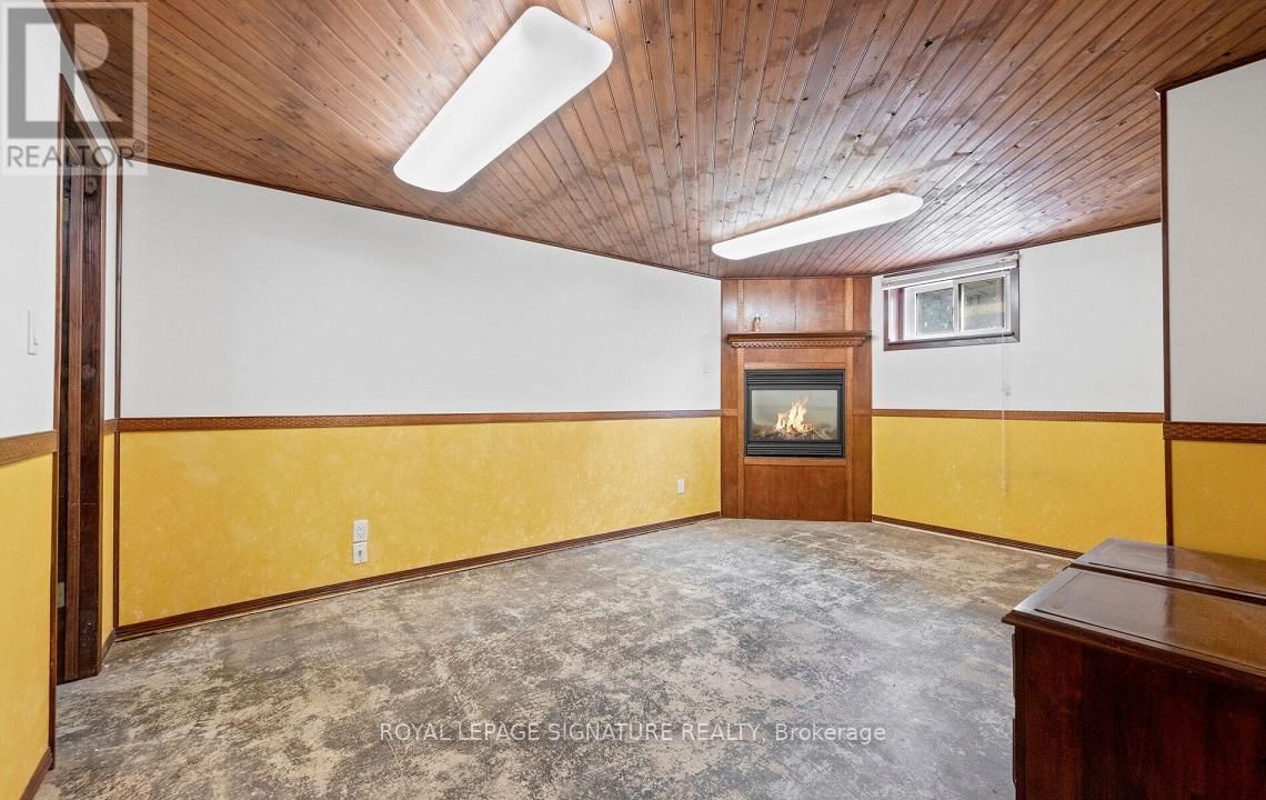 129 ALLENBY AVENUE Image 27