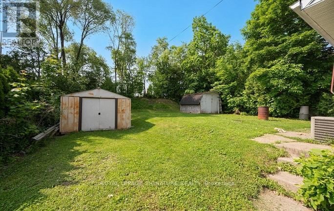 129 ALLENBY AVENUE Image 35