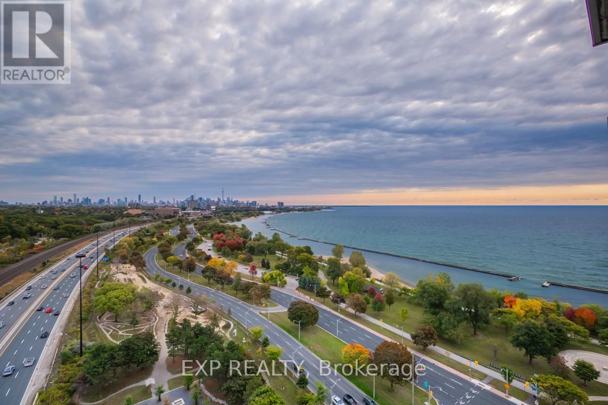 LPH07 - 1900 LAKE SHORE BOULEVARD WEST Image 23